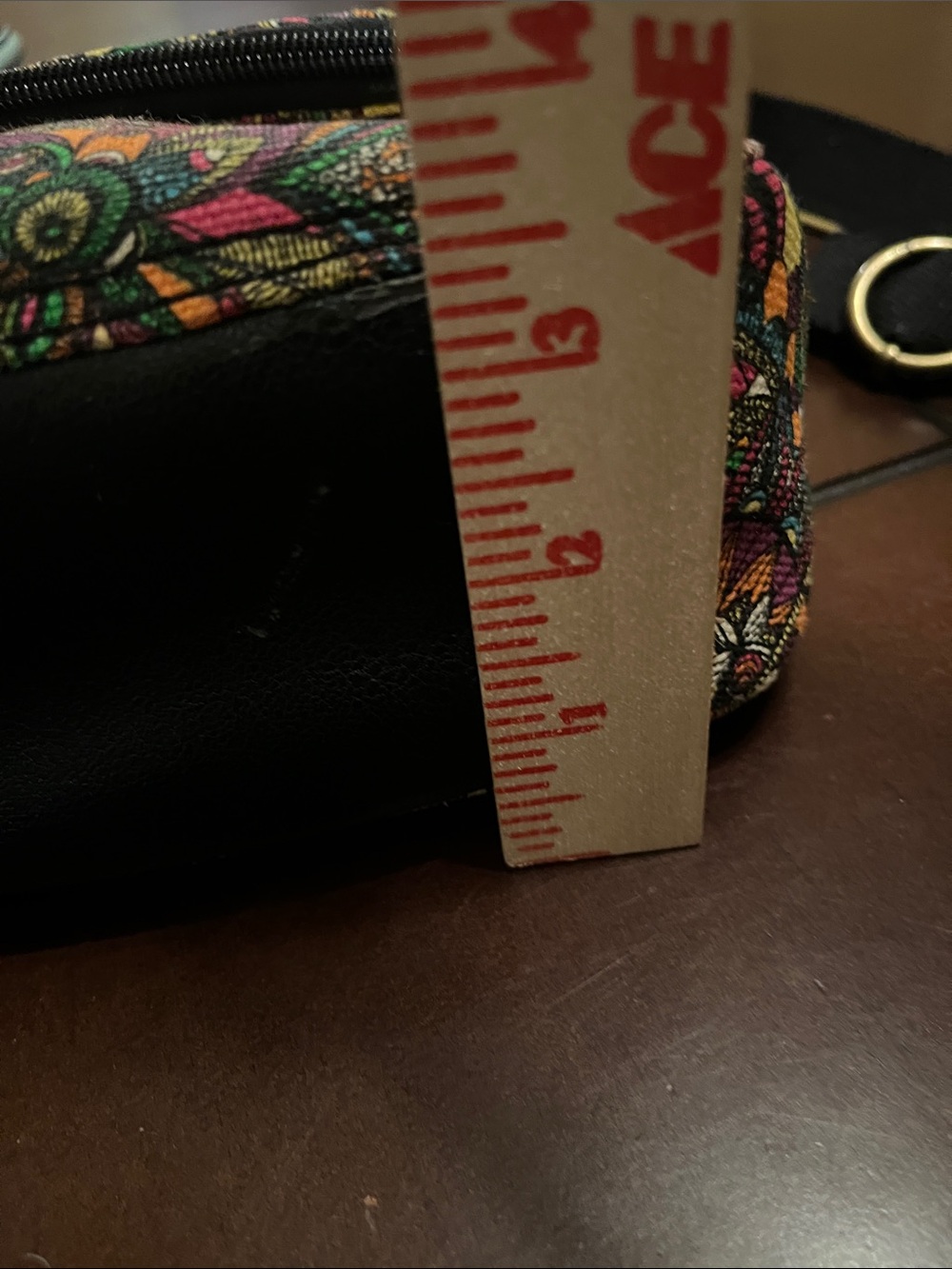 Sakroots Black-Strap Multicolor Floral Crossbody EUC fold over magnetic button - Picture 11 of 12